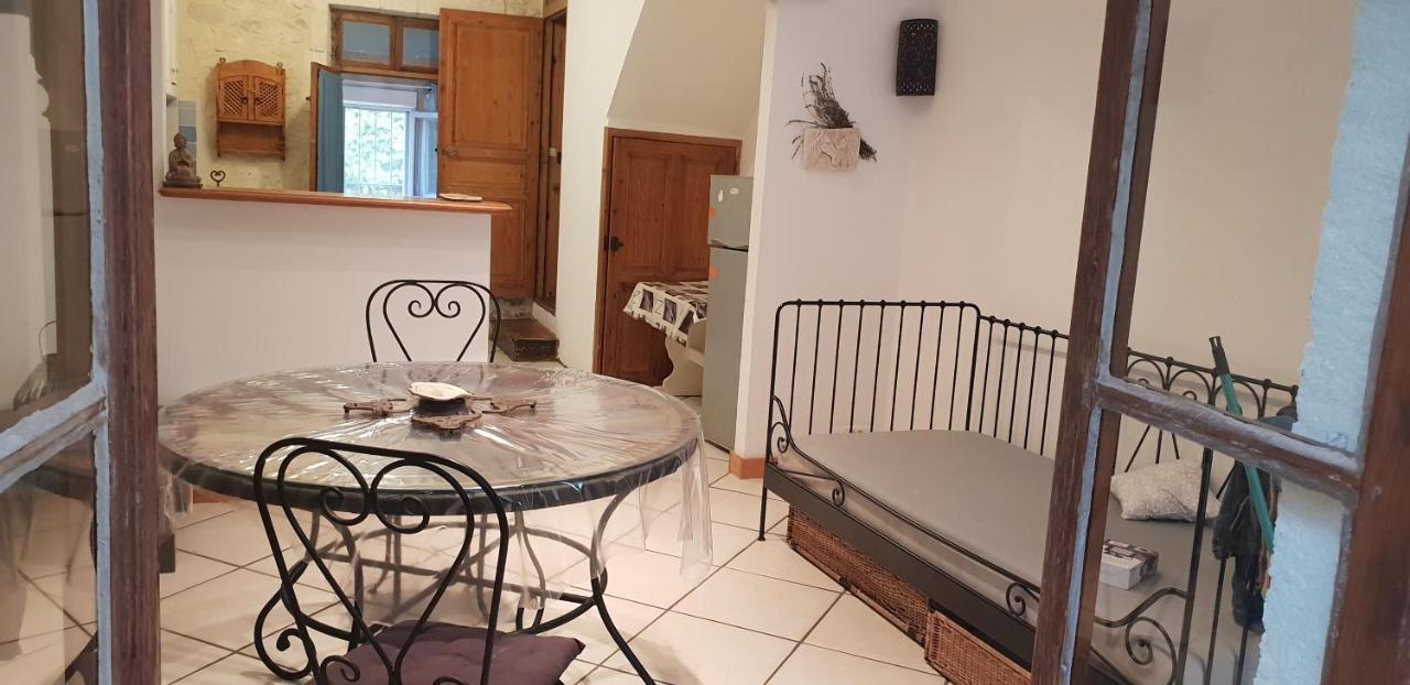 הוילה ארל Joli Maison En Pierre מראה חיצוני תמונה